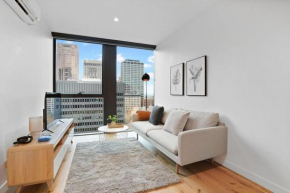 Premium CBD Location 19th floor Collins House Apt